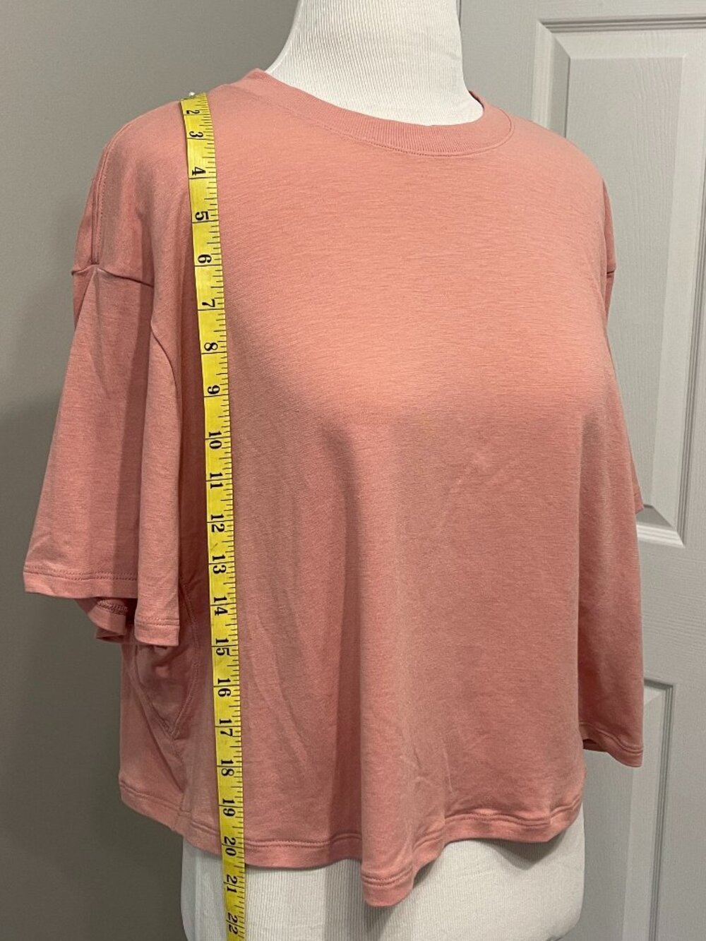 Nike One Dri-Fit Boxy Tee Large Salmon Pink